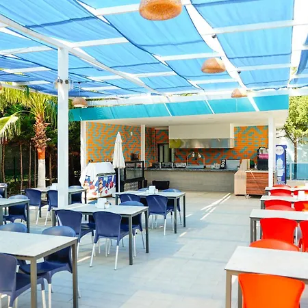 Rizom Ξενοδοχείο 5*